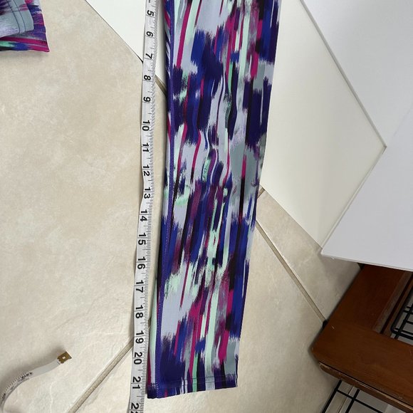 ATHLETA Leggings Tights Sonar Hail Storm Capri Workout Athleisure XS #438851-00 - Picture 6 of 6